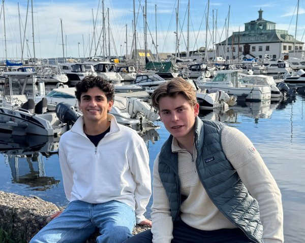 Zagros Nyseth og Anders Espedalen, grunnleggerne av Sjølappen, fotografert for Tønsberg Blad